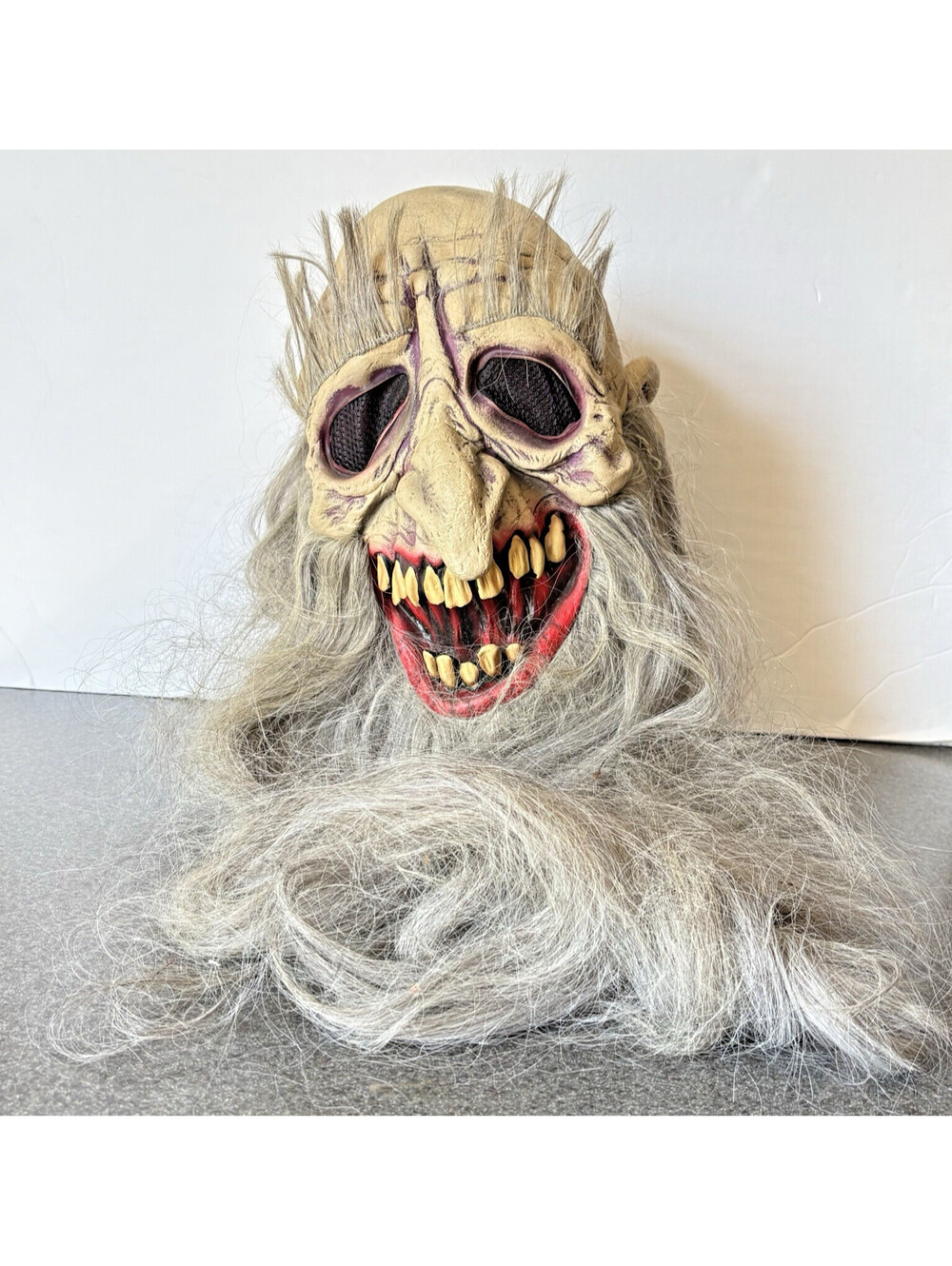 Vtg Halloween Mask Old Man Long Gray Hair & Long Beard 2001 Paper Magic Group